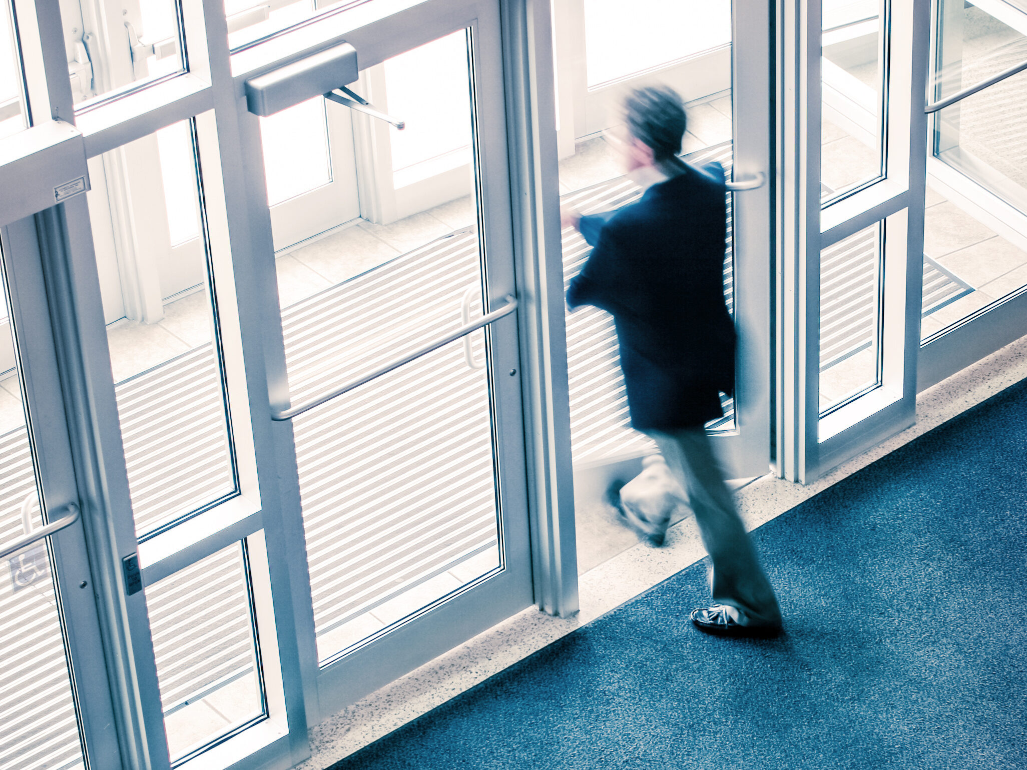 Lässt sich der Arbeitnehmer im Zusammenhang mit einer Kündigung krankschreiben,  wird der Beweiswert einer Arbeitsunfähigkeitsbescheinigung häufig als erschüttert angesehen.